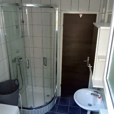 Apartman Tea Apartment Karlobag Exterior photo