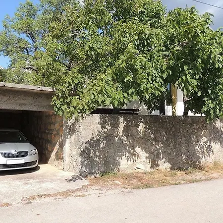 Apartman Tea Apartment Karlobag Exterior photo