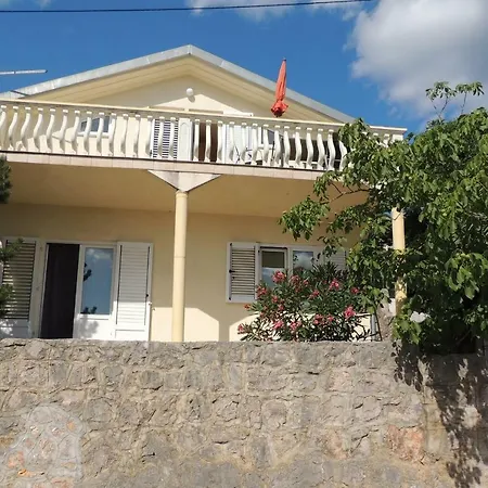 Apartman Tea Apartment Karlobag Exterior photo